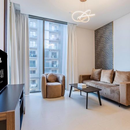 Stay By Latinem Luxury 1Br Plus Study Holiday Home Cv A2712 Near Downtown Dubaj Zewnętrze zdjęcie