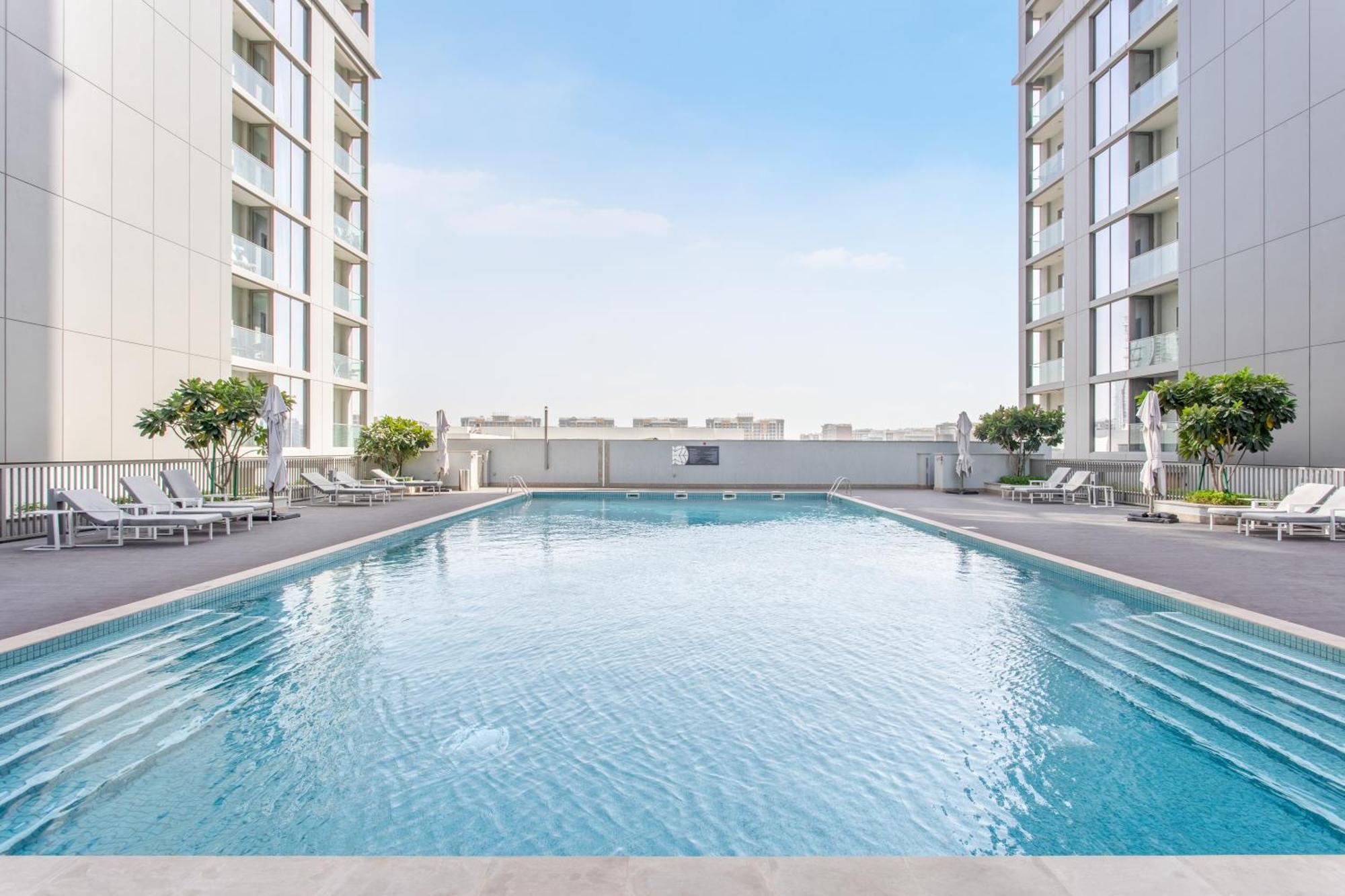 Stay By Latinem Luxury 1Br Plus Study Holiday Home Cv A2712 Near Downtown Dubaj Zewnętrze zdjęcie