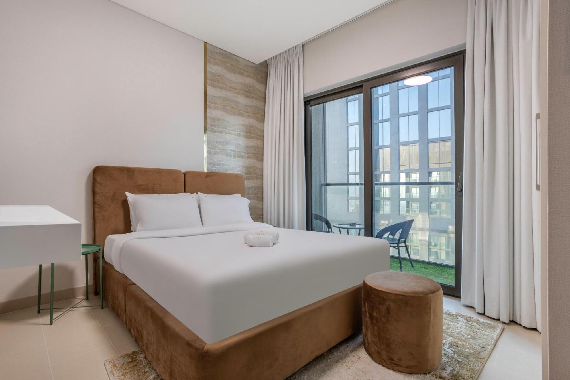 Stay By Latinem Luxury 1Br Plus Study Holiday Home Cv A2712 Near Downtown Dubaj Zewnętrze zdjęcie