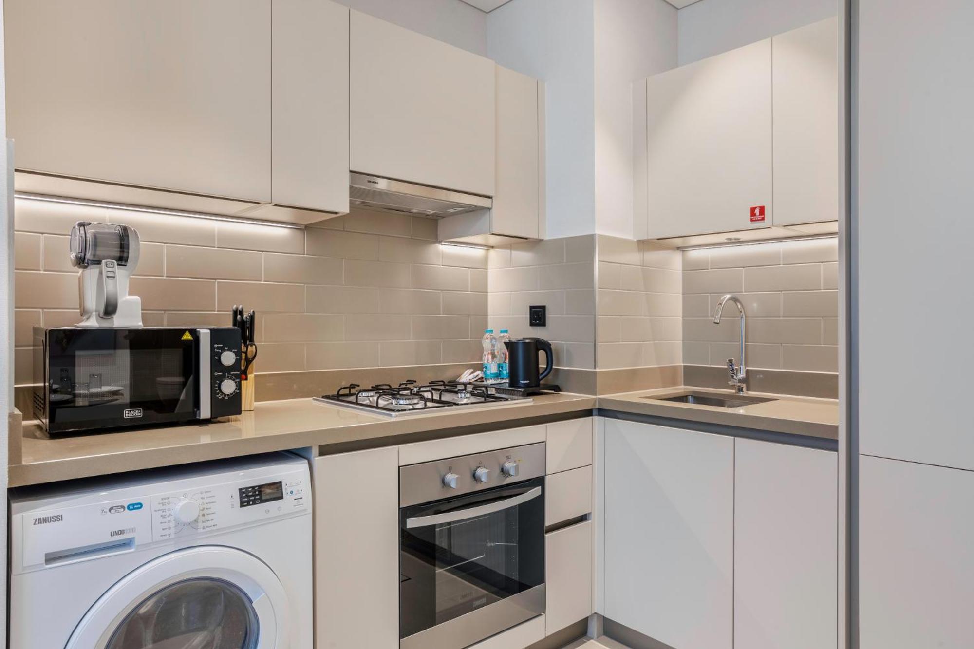 Stay By Latinem Luxury 1Br Plus Study Holiday Home Cv A2712 Near Downtown Dubaj Zewnętrze zdjęcie